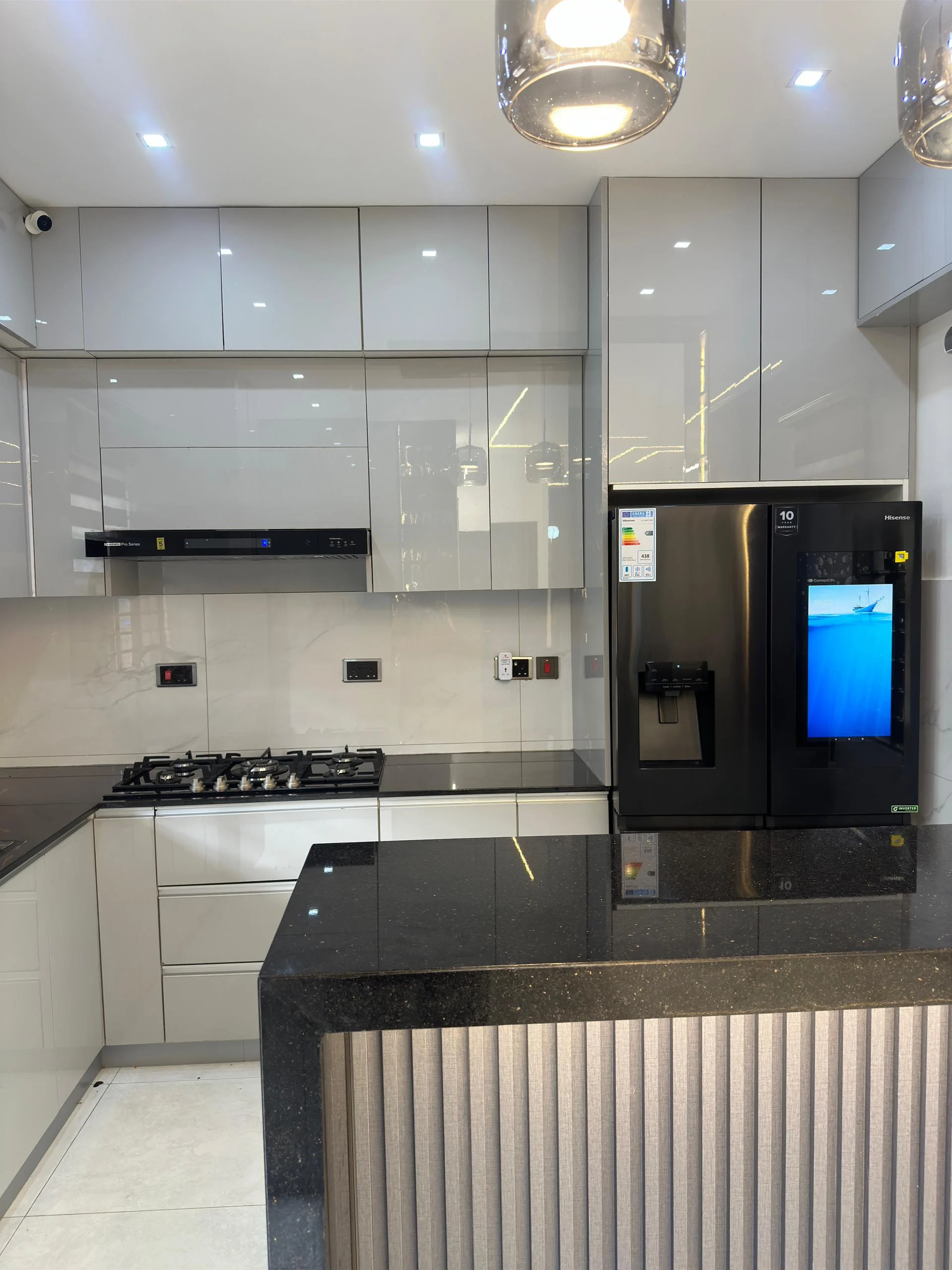 View <br> Kitchens 